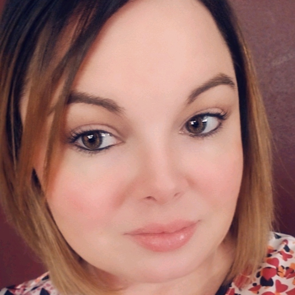 Meet your Posher, Lucinda